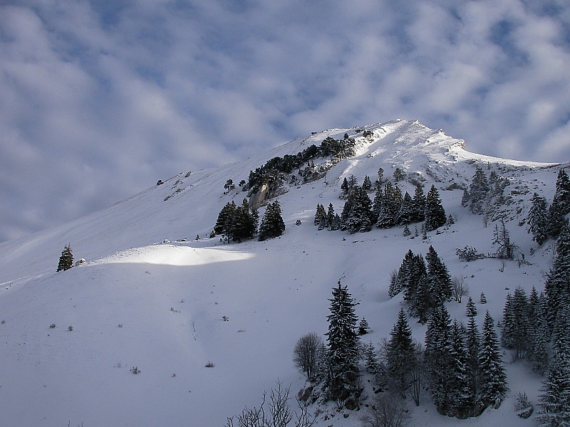 #3 Arrivée du soleil : Le soleil commence à lécher Le Colombier Arrivée du soleil : Le soleil commence à lécher Le Colombier