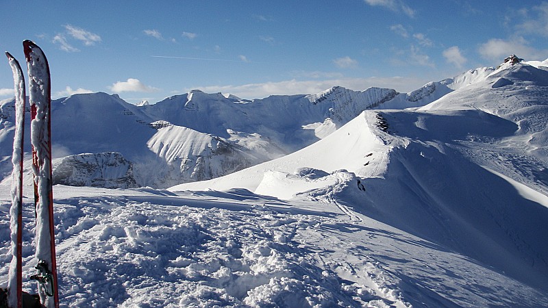 #9 Les crêtes depuis Clotinaille : qui se poursuivent vers la tête du Couleau Les crêtes depuis Clotinaille : qui se poursuivent vers la tête du Couleau