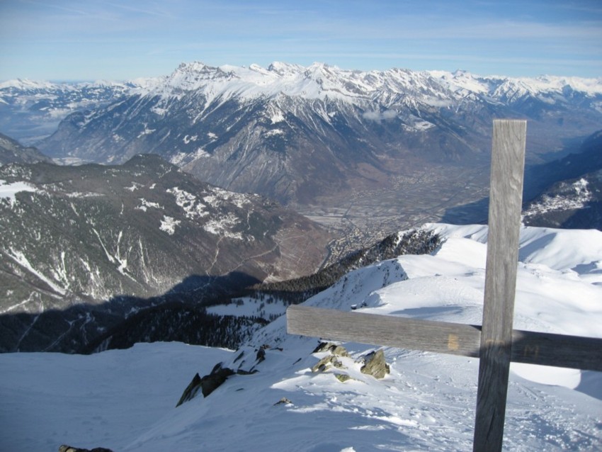 #3 Pointe Ronde : Martigny. Pour Laurent, une photo de l Pointe Ronde : Martigny. Pour Laurent, une photo de l'endroit où se concocte le Fendant...