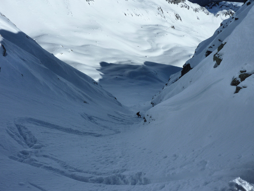 Couloir NE : Un traceur pour la descente ...