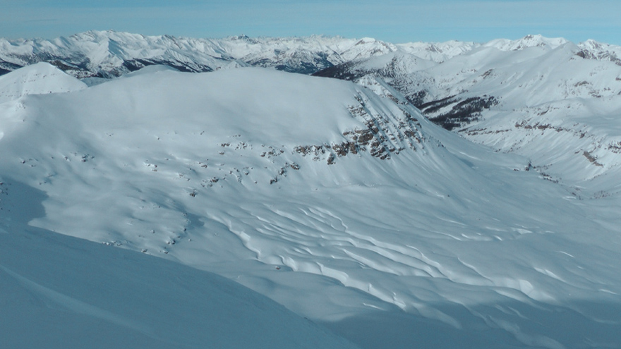 #21 Vallon de Lignin, vue sur le secteur le Foux à G, et les Ecrins au fond au centre Vallon de Lignin, vue sur le secteur le Foux à G, et les Ecrins au fond au centre