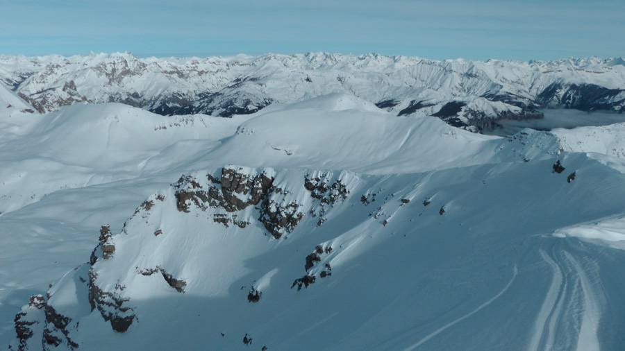 #19 Du sommet vue 360°.... vers le Nord, Viso à G, Tenibre et Gd Cimon au centre Du sommet vue 360°.... vers le Nord, Viso à G, Tenibre et Gd Cimon au centre