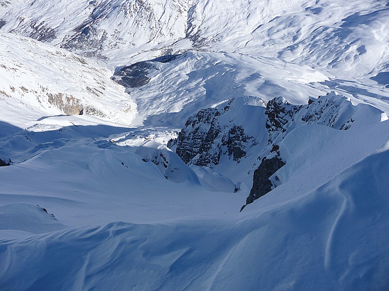 Couloir Nord : Entrée du couloir bein travaillée par le vent...