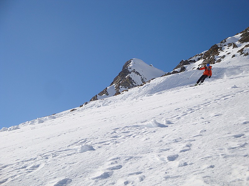#10 brèche du rissiou : magnifique journée sous un beau soleil thomas a encore de bonne jambe!!!! a la sortie du couloir brèche du rissiou : magnifique journée sous un beau soleil thomas a encore de bonne jambe!!!! a la sortie du couloir
