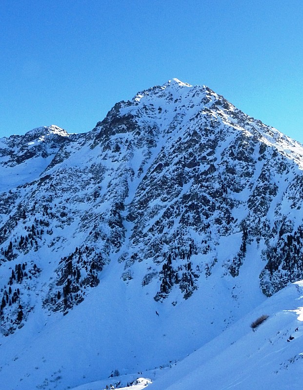 #5 Les Grands Moulins : et son couloir NW, peu remplit Les Grands Moulins : et son couloir NW, peu remplit