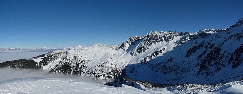 #1 Pointe Rognier : et le Chapotet avec le Mont Blanc en arrière plan Pointe Rognier : et le Chapotet avec le Mont Blanc en arrière plan