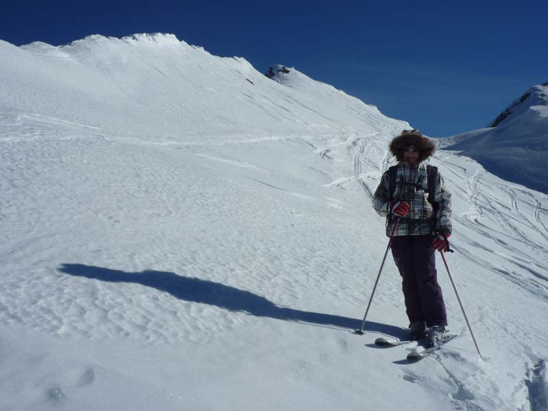 #8 MAGALI : Magali pret pour la descente MAGALI : Magali pret pour la descente