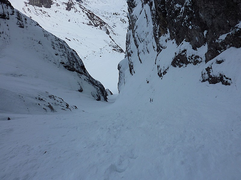 #11 Couloir du Chien : Vue du haut. Couloir du Chien : Vue du haut.