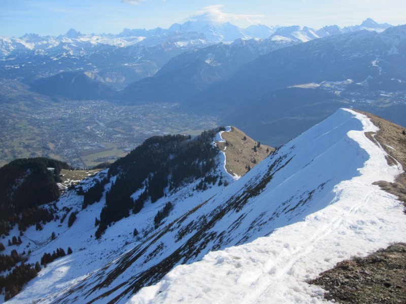 #3 Arête terminale : La corniche monte bien à ski mais c Arête terminale : La corniche monte bien à ski mais c'est plus facile à pied sur le sentier