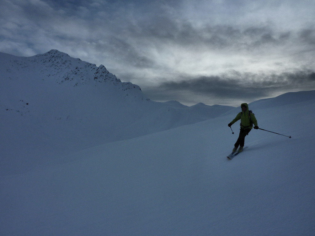 #17 Sous le Crêt du Rey : Descente vers le Cormet sur une neige portante. Sous le Crêt du Rey : Descente vers le Cormet sur une neige portante.