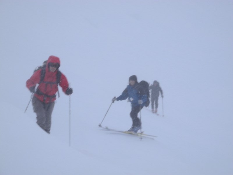#4 sous le col : vent et brouillard sous le col : vent et brouillard