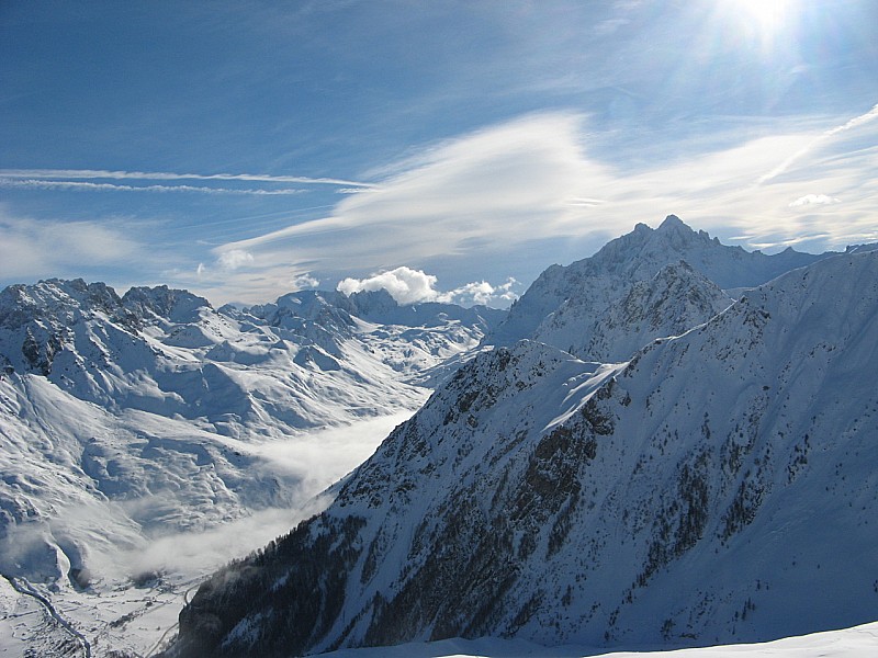 Le grand galibier : Peu de neige dans le secteur, les rochers affleurent