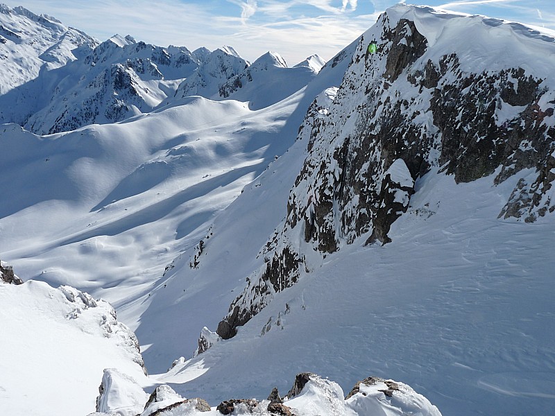 #4 téte des Bresses sud : le collet des Bresses et une trace de montée vers Fremamorte. téte des Bresses sud : le collet des Bresses et une trace de montée vers Fremamorte.