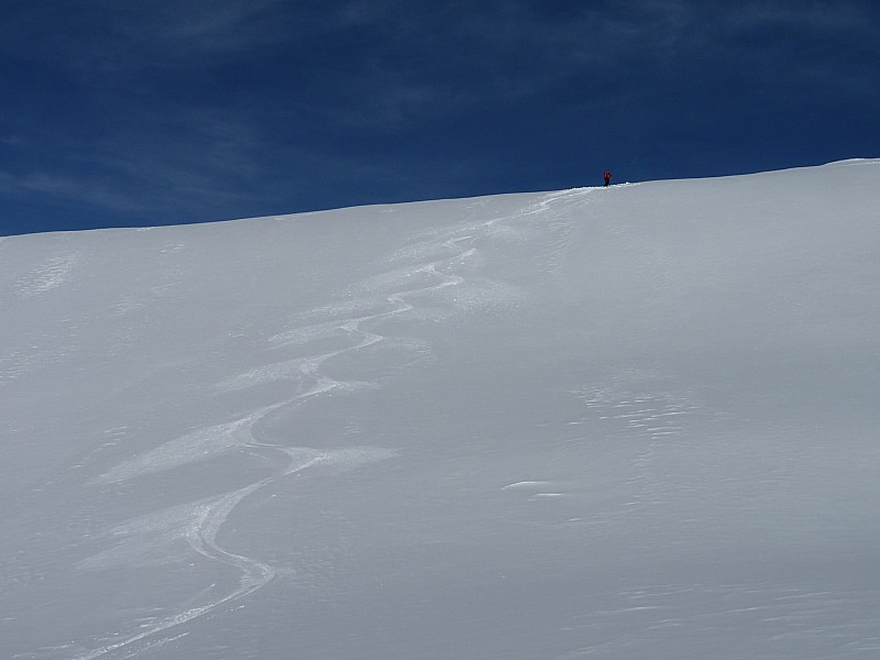 #11 téte des Bresses sud : Avec la fine croute il vaut mieux caresser la neige... téte des Bresses sud : Avec la fine croute il vaut mieux caresser la neige...