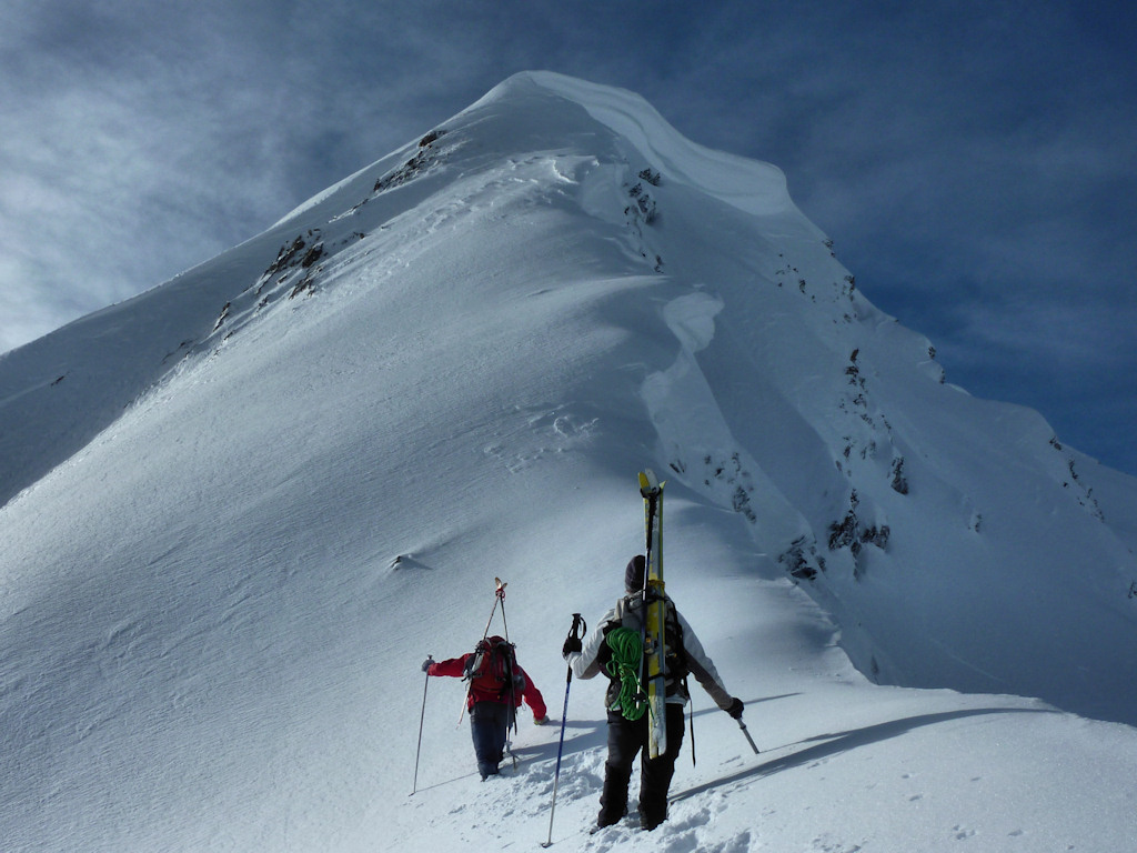#8 Arête Nord du Crey du Rey : Polito ouvre la voie. Arête Nord du Crey du Rey : Polito ouvre la voie.