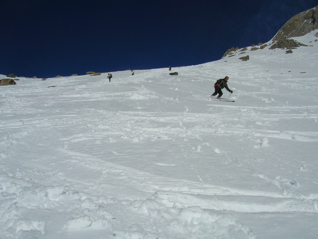 #4 descente : la neige n descente : la neige n'est finalement pas si bonne, une grosse poudre avec un peu de croute et qq cailloux par endroit.