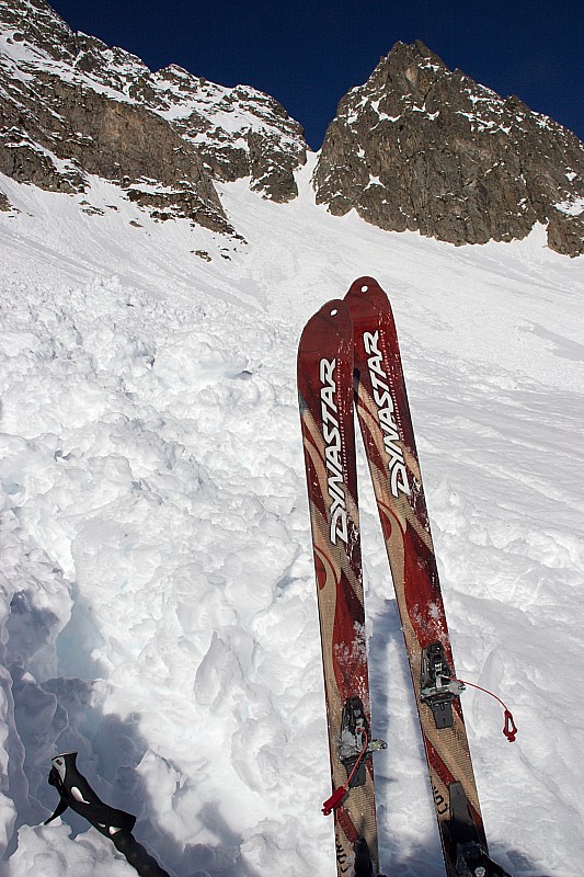 #8 couloir : Les powder veulent y retourner...
Couché, j couloir : Les powder veulent y retourner...
Couché, j' dis...