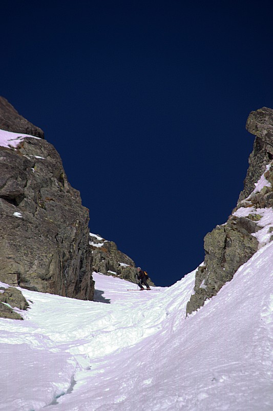 #6 couloir : Bon ok y a une goulotte et beaucoup de soleil couloir : Bon ok y a une goulotte et beaucoup de soleil