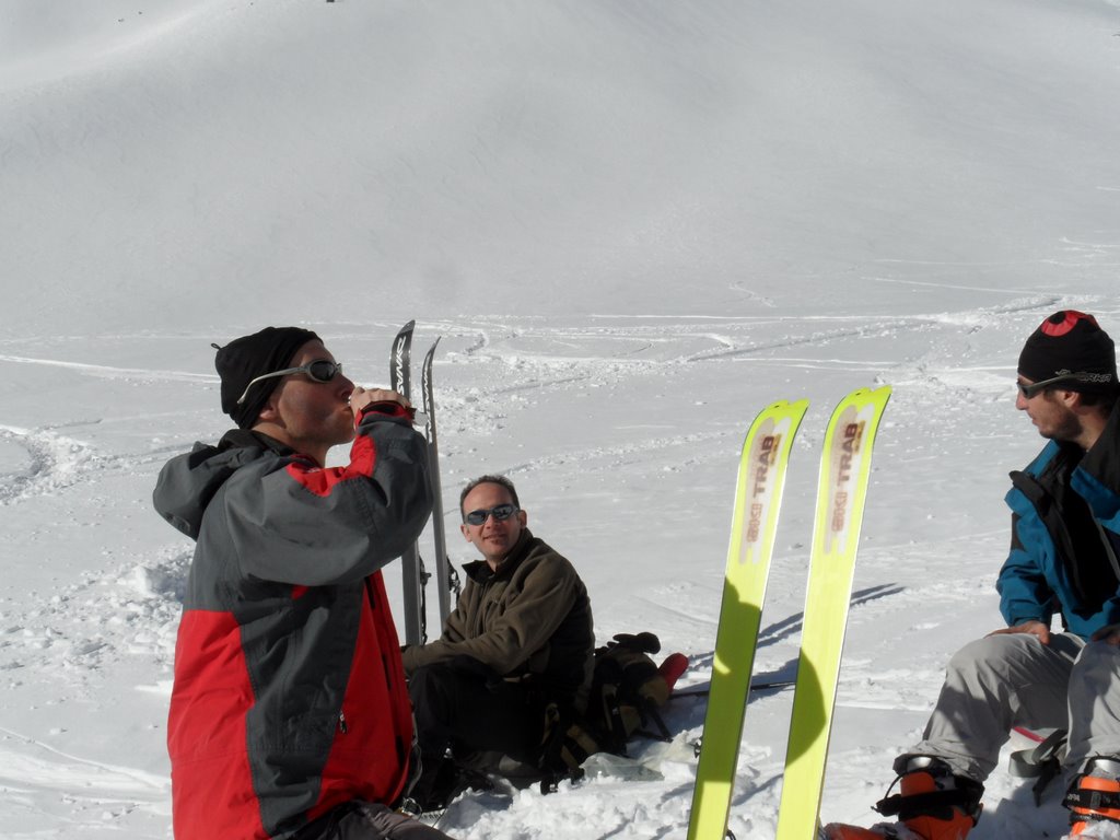 #22 Moms : Il aime toujours ça Cédric ! Moms : Il aime toujours ça Cédric !