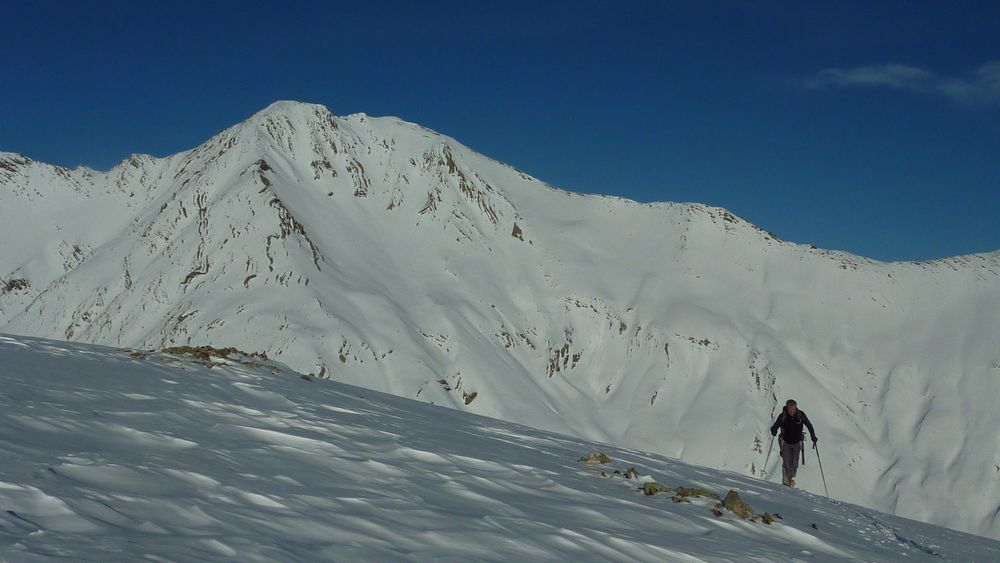 #26 Jean : dur dur la derniere montée. le soleil tombe sur l Jean : dur dur la derniere montée. le soleil tombe sur l'Aiguille d'Argentière