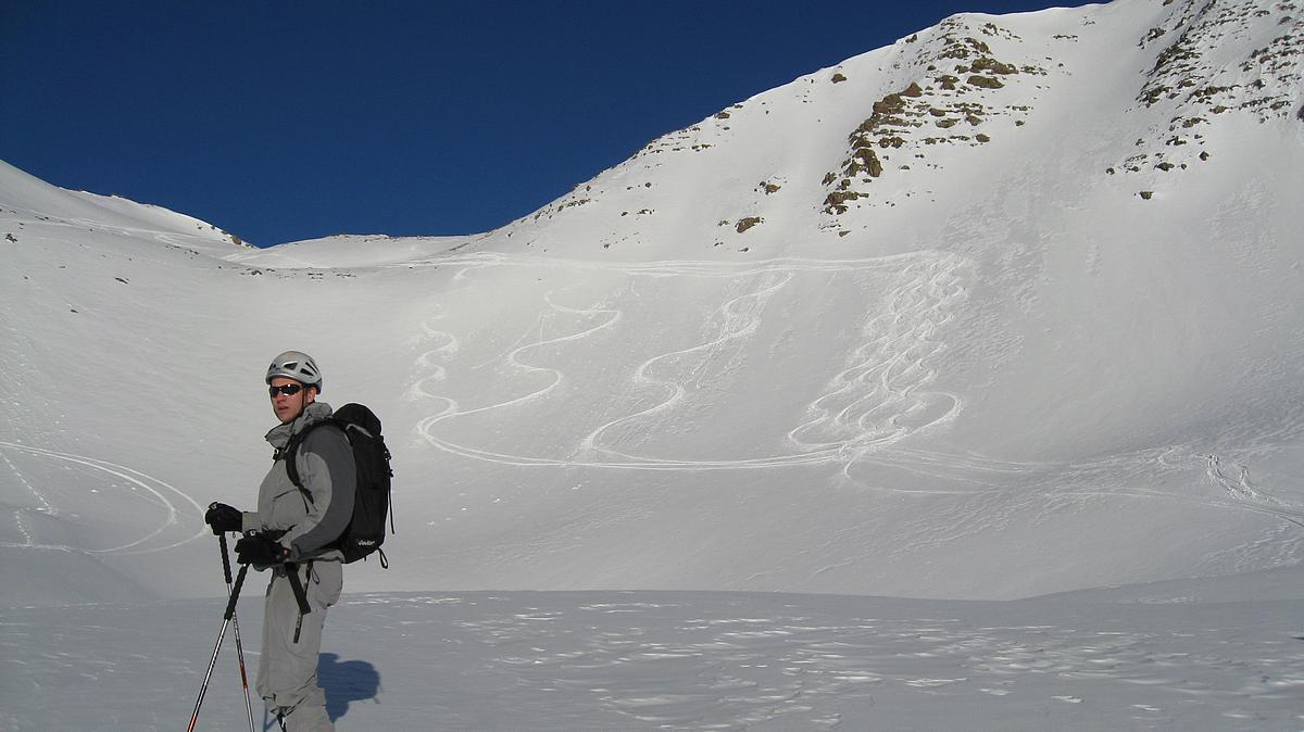 #27 Jérome pose : devant nos belles traces Jérome pose : devant nos belles traces