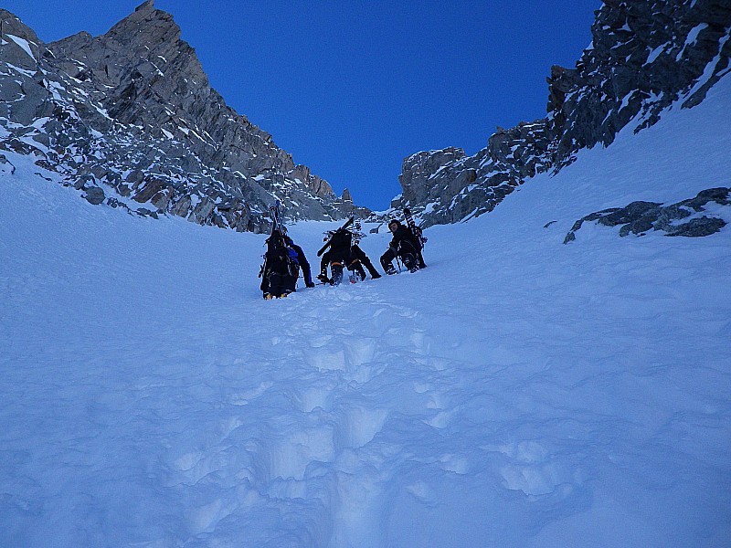 #2 Au 2/3 du couloir, CC et Flo à la trasse Au 2/3 du couloir, CC et Flo à la trasse