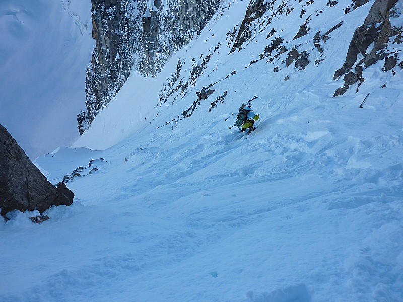 #8 descente : Le départ. C descente : Le départ. C'est là que la neige était la plus poudreuse.