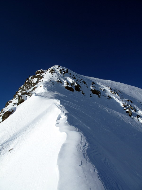 #3 L L'arête : Après le couloir le sommet n'est pas à coté