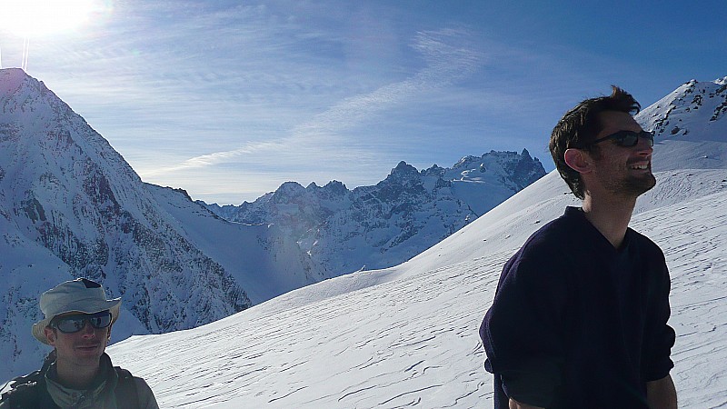 #3 La quiétude !! : Et hop, un Arnaud et un Joël, sur fond de mèèèèègeeuuuuu :) La quiétude !! : Et hop, un Arnaud et un Joël, sur fond de mèèèèègeeuuuuu :)