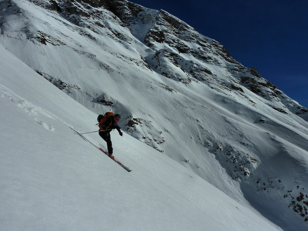 #11 Moquette sous 2300 m : Jean Louis se fait plaisir Moquette sous 2300 m : Jean Louis se fait plaisir