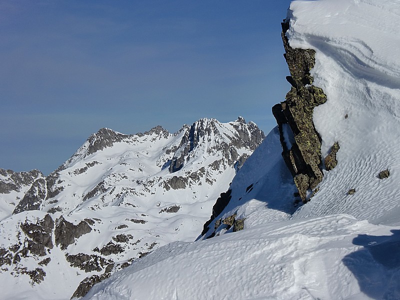 #3 Col des Fontaines : Vue sur le Pic du Frêne Col des Fontaines : Vue sur le Pic du Frêne