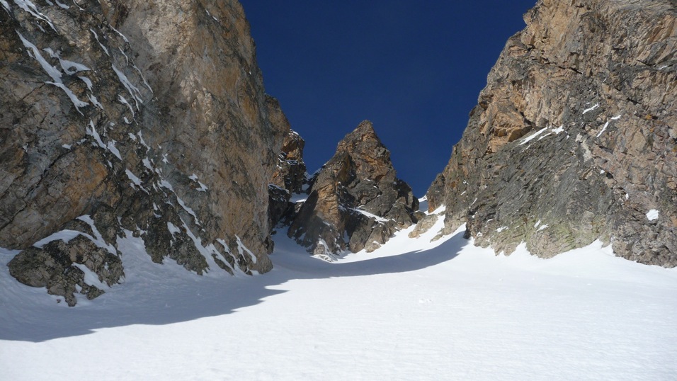 #1 Entrée du couloir : Partie en moquette vers 13h Entrée du couloir : Partie en moquette vers 13h