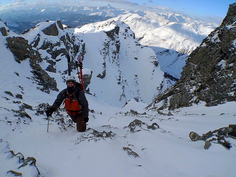 #9 ça manque un peu de neige : sortie de gauche du couloir ça manque un peu de neige : sortie de gauche du couloir