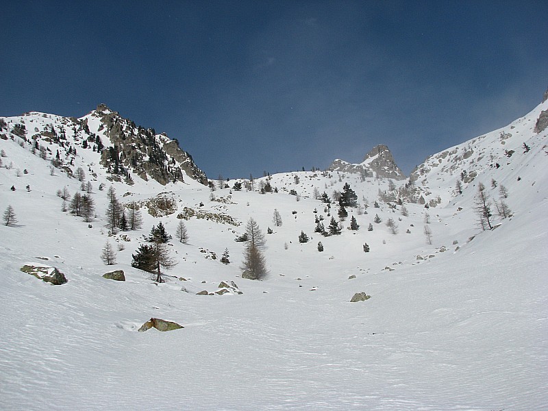#4 Caire Fourchu : dans le vallon des Adus Caire Fourchu : dans le vallon des Adus