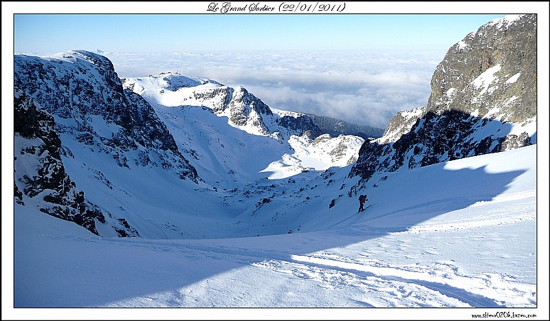 #1 La Combe W : Vue vers la Croix depuis le Col La Combe W : Vue vers la Croix depuis le Col