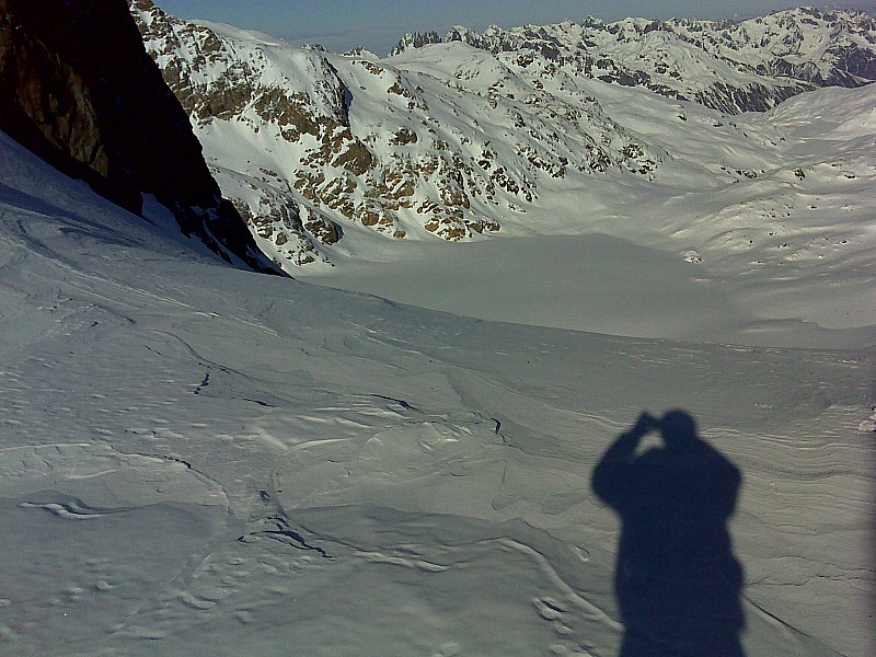 #3 Bas du glacier de St Sorlin : Depuis le col
Vue sur le Versant nord (c Bas du glacier de St Sorlin : Depuis le col
Vue sur le Versant nord (c'est pas un lac c'est le glacier de St sorlin...