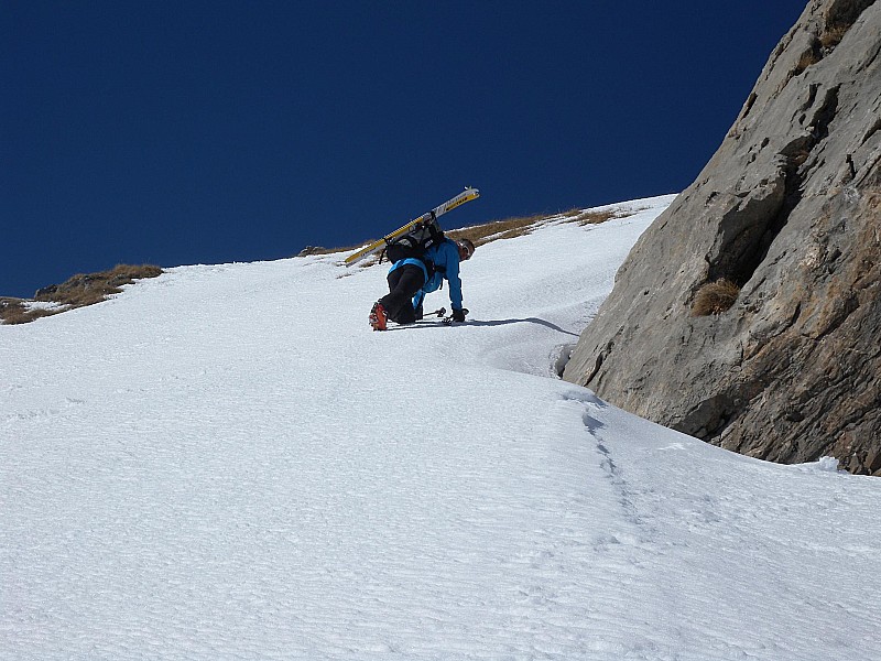 #12 remontée à Pointe Droite : Skis - crampons - skis - crampons - skis et ainsi de suite ... remontée à Pointe Droite : Skis - crampons - skis - crampons - skis et ainsi de suite ...