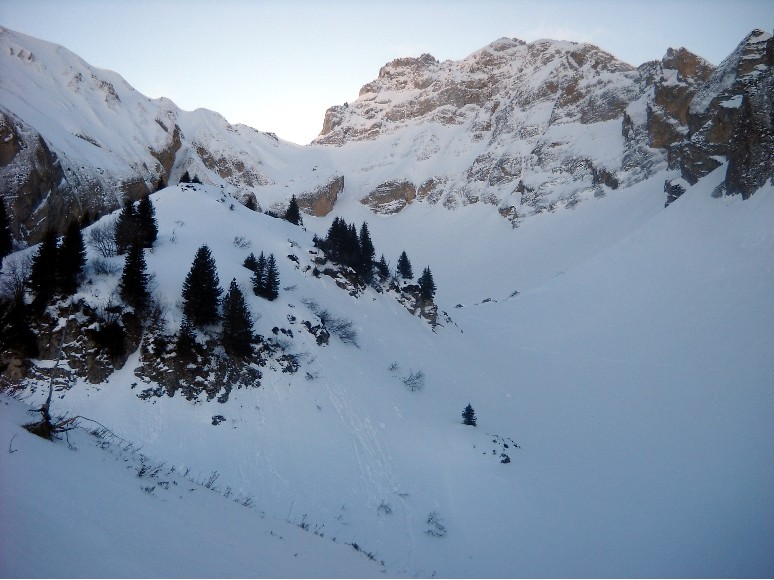 #3 Combe Sotty : Pas énormément de neige, mais ça va... Combe Sotty : Pas énormément de neige, mais ça va...