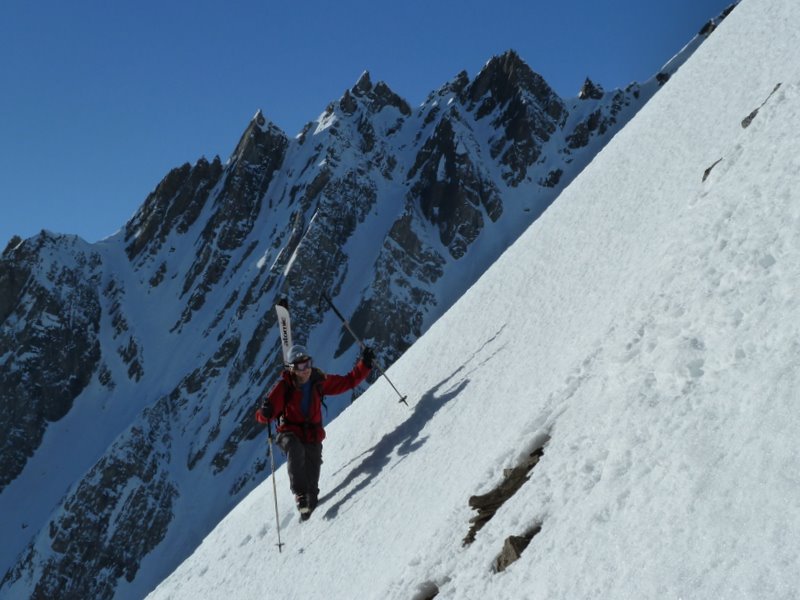 #18 Mt Belleface : Remontée du couloir face au Berrio Mt Belleface : Remontée du couloir face au Berrio