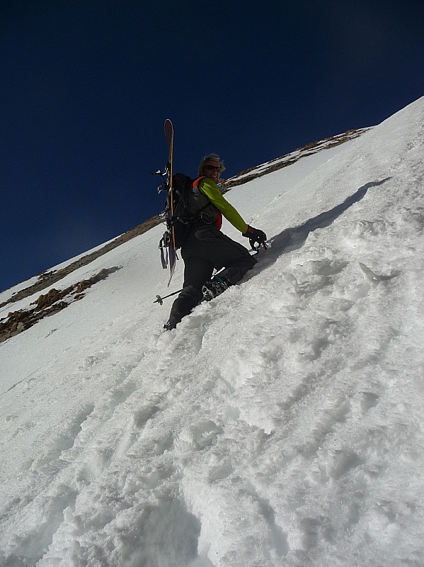 #13 Mont Belleface : Max a retrouvé le sourire, après le frigo de la pente d Mont Belleface : Max a retrouvé le sourire, après le frigo de la pente d'en face !