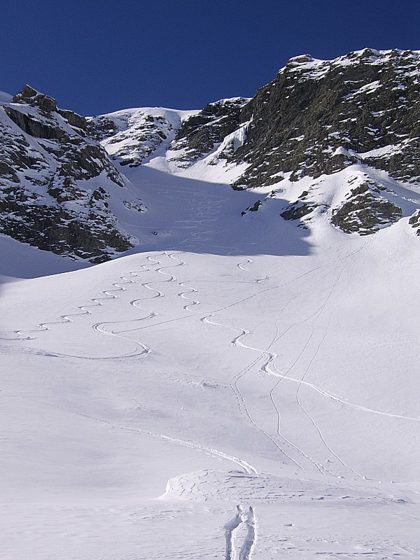 #6 très bon : 3 skieurs , 3 styles très bon : 3 skieurs , 3 styles