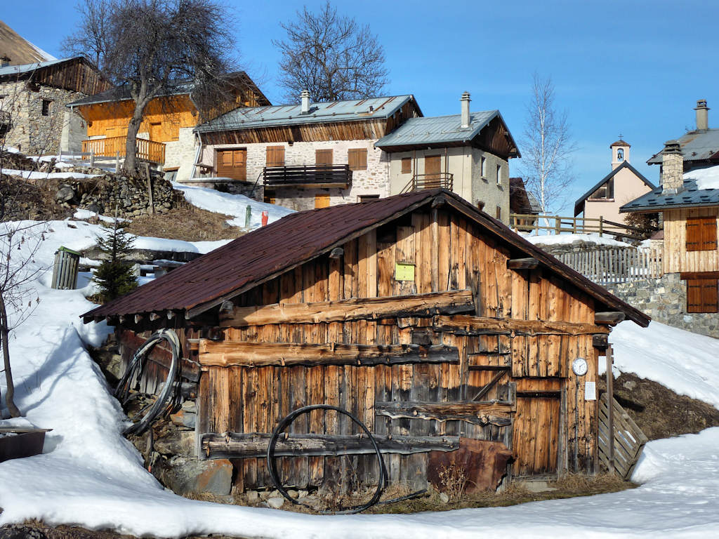 Deux Nants : Le dernier hameau avant de rejoindre le parking.