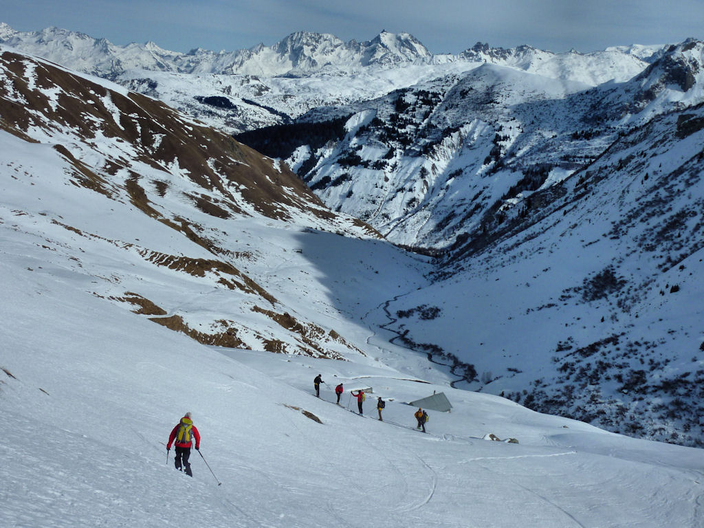 Au bas de la face : Arrivée vers les chalets de la Platière.