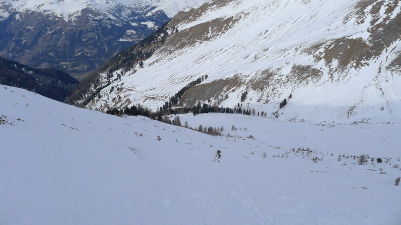 #11 Plein N vers "le Fond&quo : et la poudre sucre glace nous conviendra bien pour rejoindre la route Plein N vers "le Fond&quo : et la poudre sucre glace nous conviendra bien pour rejoindre la route