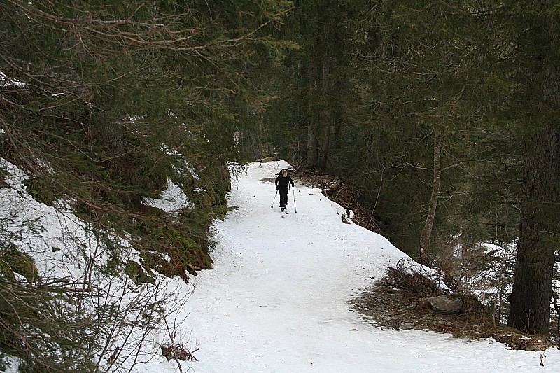 #1 Montée vers chalet du gargot : Couteaux obligatoires Montée vers chalet du gargot : Couteaux obligatoires