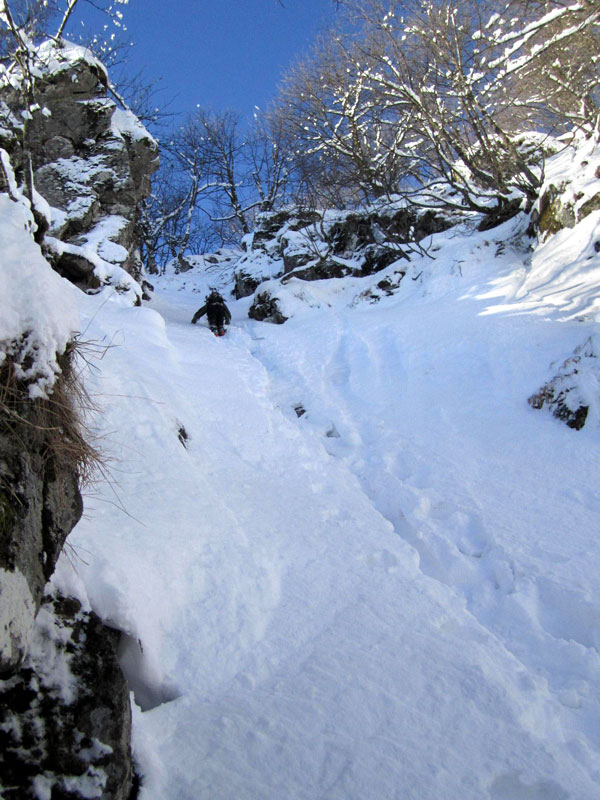 #5 Couloir en S : Le haut du couloir. Couloir en S : Le haut du couloir.