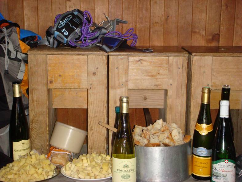 #5 Miam : Parce que le ski c Miam : Parce que le ski c'est bien, mais la fondue, c'est pas mal non plus...