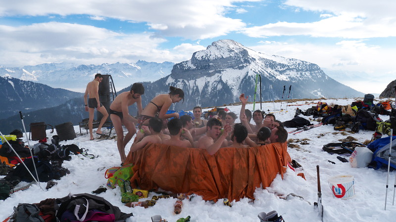 Jacuzzi du Charmant Som : A l'arrivé, l'eau est déjà chaude...