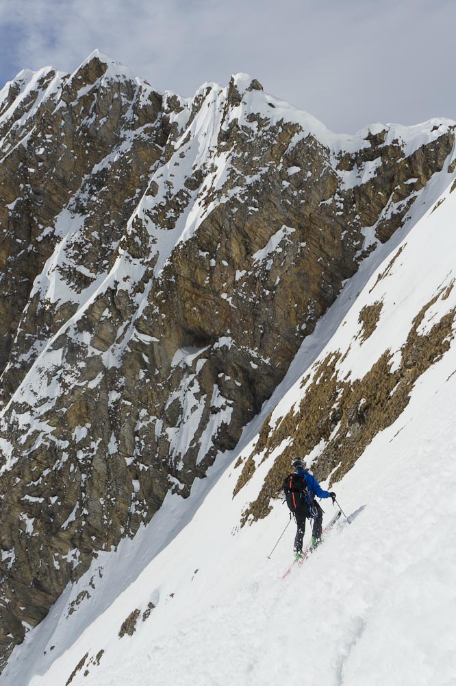 Traversée pour rejoindre l'axe : du couloir de Bella Cha