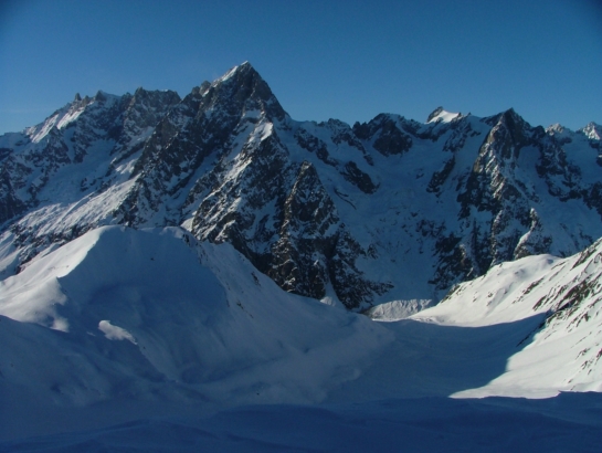 #10 col de Bonalex : Tête d col de Bonalex : Tête d'Entre Deux Sauts et vallon de Malatra sur fond de Grandes Jorasses et bassin de Fébrouze